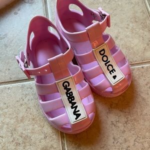- D&G baby girl sandals